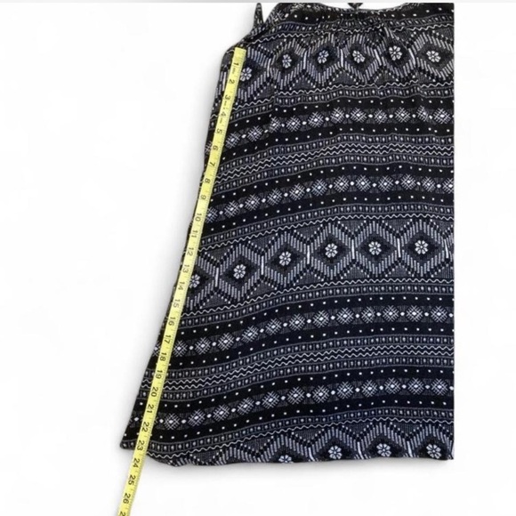 Roxy Windy Fly Away Print Dress, Black & White, Floral Geometric Open Back Small - Picture 8 of 8